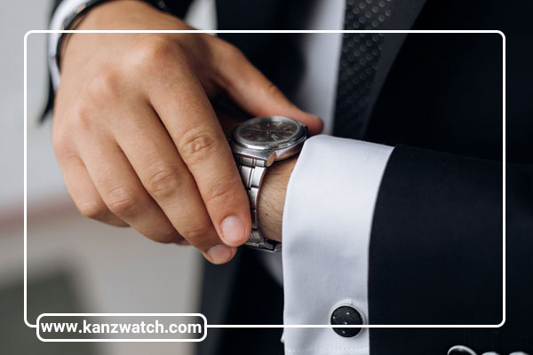 نحوه تنظیم و استفاده از قابلیت‌های ساعت را یاد بگیرید
